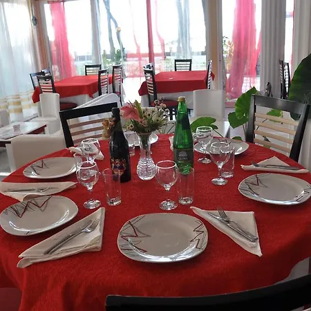 Krenari Hotel 3*
