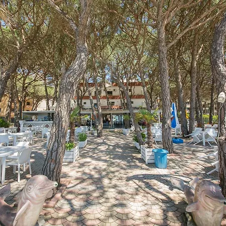 Krenari Hotel Golem (Tirana)
