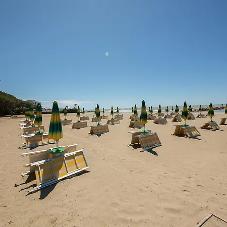 Hotel Krenari 3*